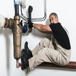 forcing-to-open-a-stuck-valve